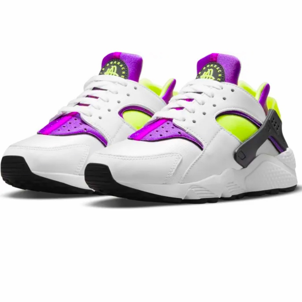 Women’s Nike Air Huarache Sneaker in Neon Yellow and Magenta